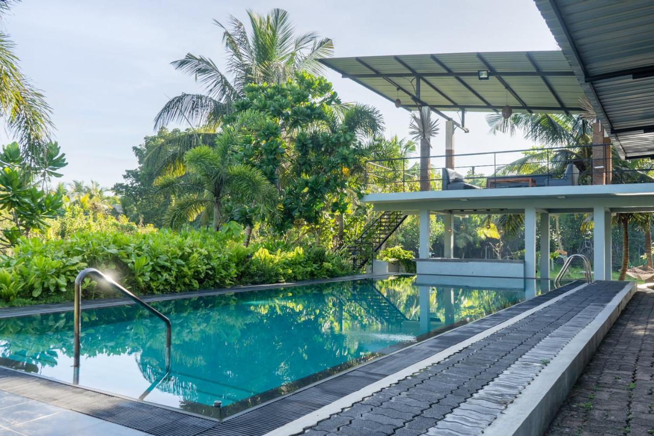 Villa Sarakkuwa Pamunugama Экстерьер фото