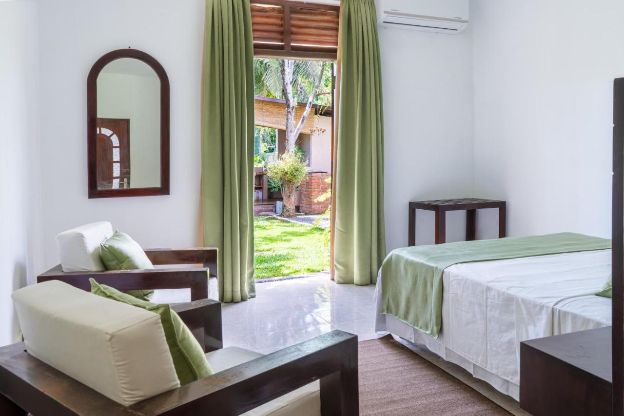 Villa Sarakkuwa Pamunugama Экстерьер фото