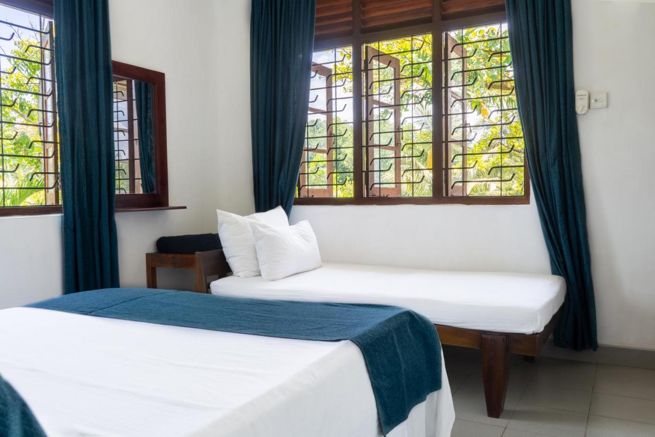 Villa Sarakkuwa Pamunugama Экстерьер фото