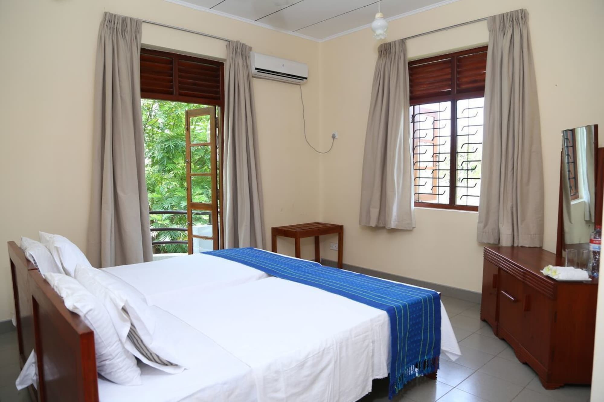 Villa Sarakkuwa Pamunugama Экстерьер фото